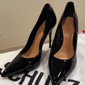 SCHUTZ Lou Pump